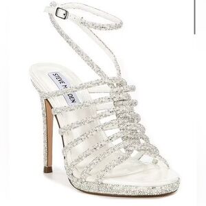 STEVE MADDEN PEARL AND RHINESTONE STRAPPY HEEL
